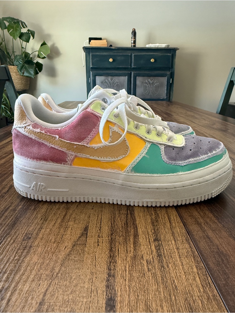 Nike Air Force 1 '07 LX Pastel Reveal Women's Sneakers Size 8.5- Retired - Picture 2 of 16